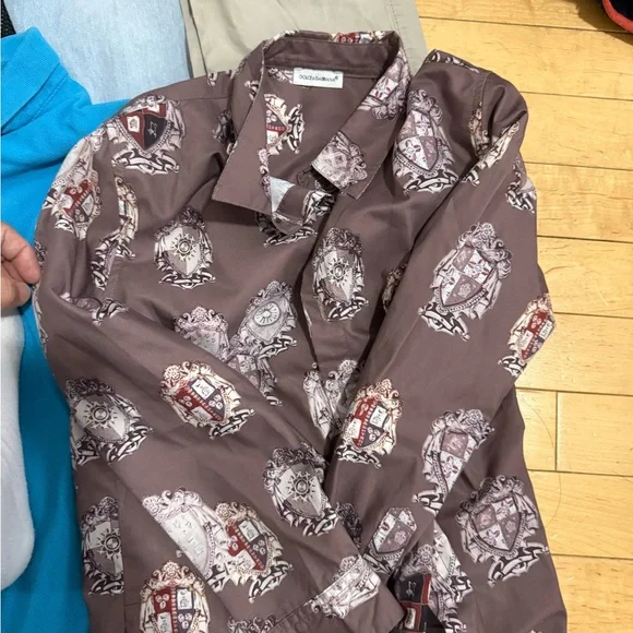 Boy’s brand bundle(size 6-8) - Picture 6 of 16